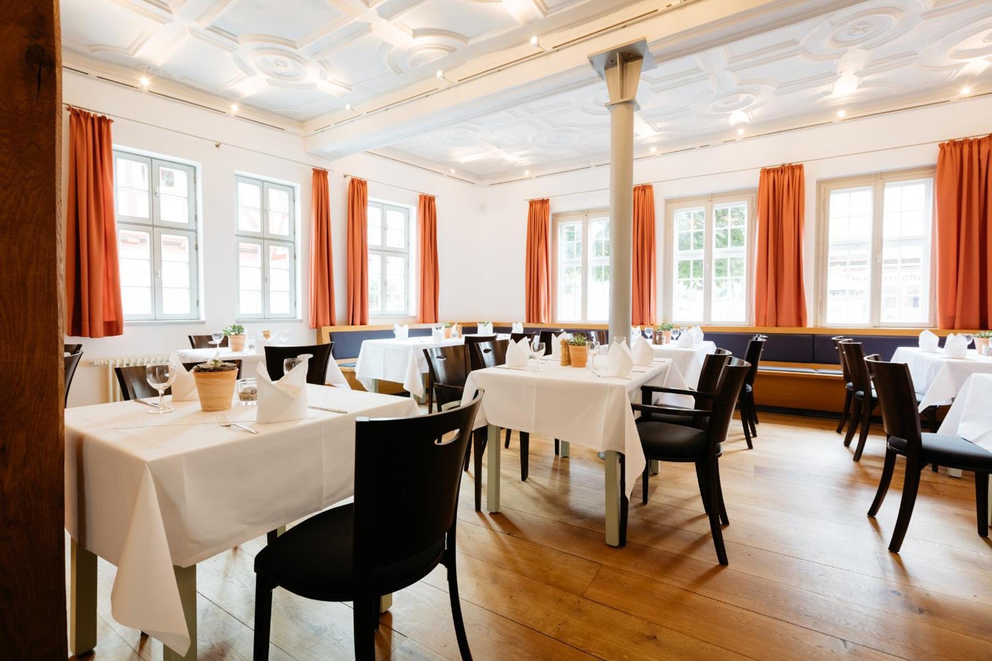 Hotel Zum Schwan Wanfried Buitenkant foto